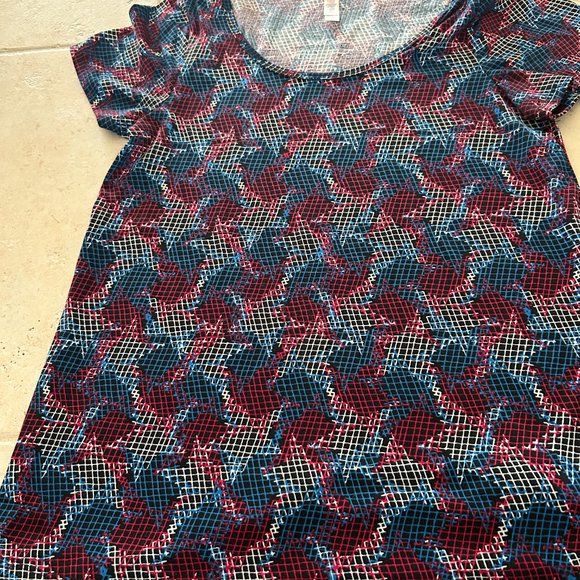 LIKE NEW LULA RUE  PATRIOT TOP - Picture 2 of 3